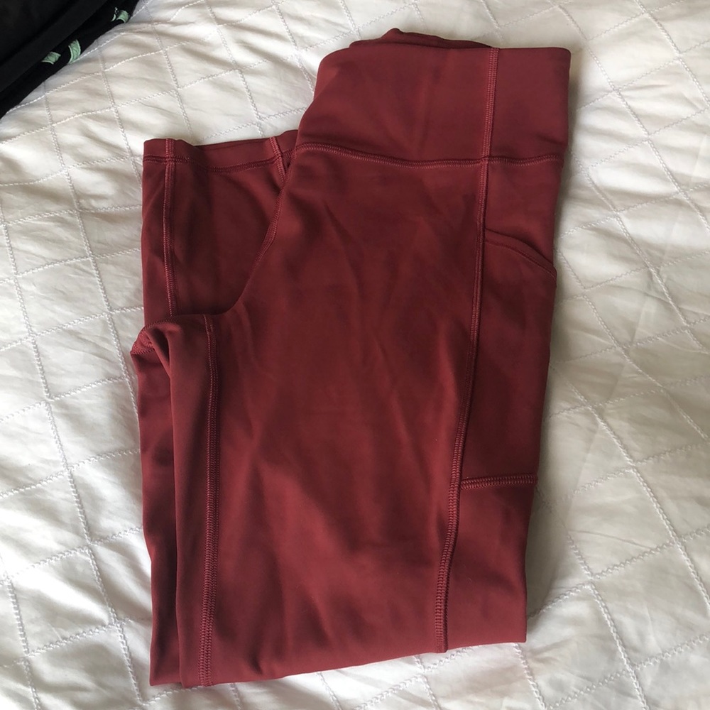 Lululemon invigorate chianti